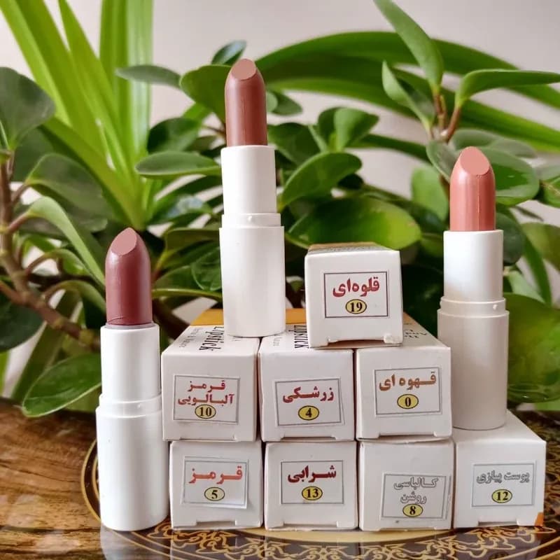 رژ لب طبیعی در 20 رنگ متنوع(کاملا گیاهی، بدون سرب، یکی از پر طرفدارترین برند رژ لب در بازار) | رژینا رژ لب طبیعی در 20 رنگ متنوع(کاملا گیاهی، بدون سرب، یکی از پر طرفدارترین برند رژ لب در بازار)
