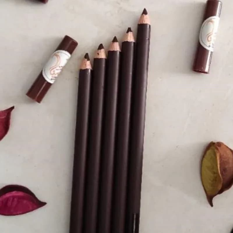 مداد ابرو و چشم، رنگ قهوه ای، تقویت کننده ابرو و مژه، با ماندگاری بالا، ضد آب، بدنه چوبی قابل تراش | رژینا مداد ابرو و چشم، رنگ قهوه ای، تقویت کننده ابرو و مژه، با ماندگاری بالا، ضد آب، بدنه چوبی قابل تراش