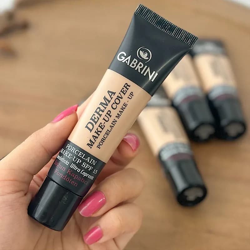 کرم پودر گابرینی دارای پوشانندگی بالا با SPF 15 | رژینا کرم پودر گابرینی دارای پوشانندگی بالا با SPF 15