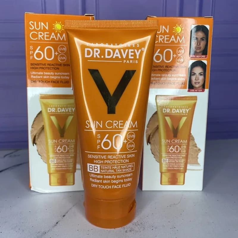 ضد آفتاب رنگی دکتر دیوی SPF 60 مناسب پوست خشک و روشن کننده (BB کرم) حجم 100 گرم | رژینا ضد آفتاب رنگی دکتر دیوی SPF 60 مناسب پوست خشک و روشن کننده (BB کرم) حجم 100 گرم