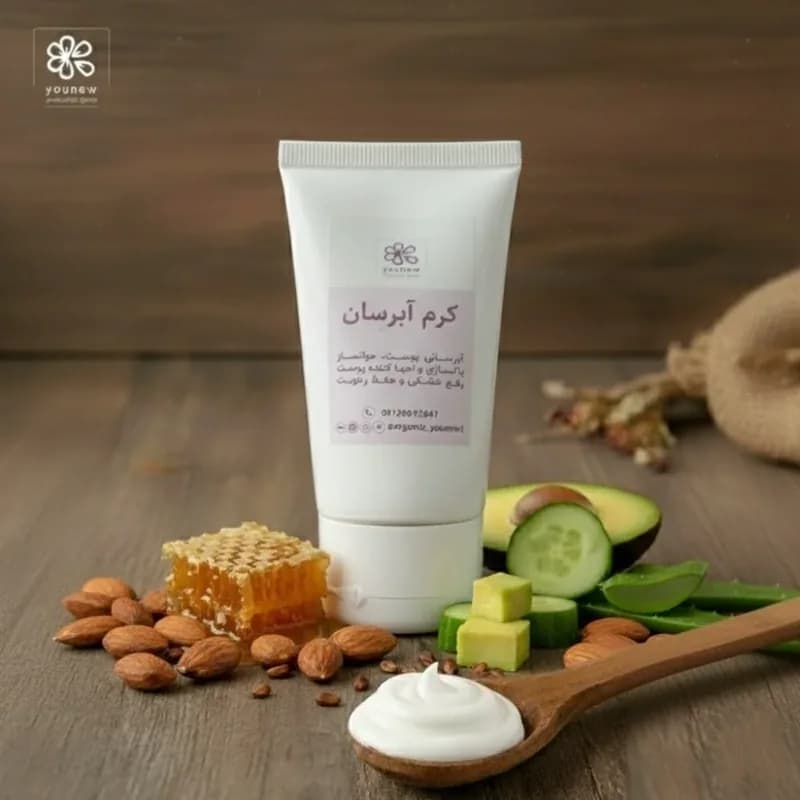 کرم آبرسان برند Younew فاقد ترکیبات شیمیایی | رژینا کرم آبرسان برند Younew فاقد ترکیبات شیمیایی