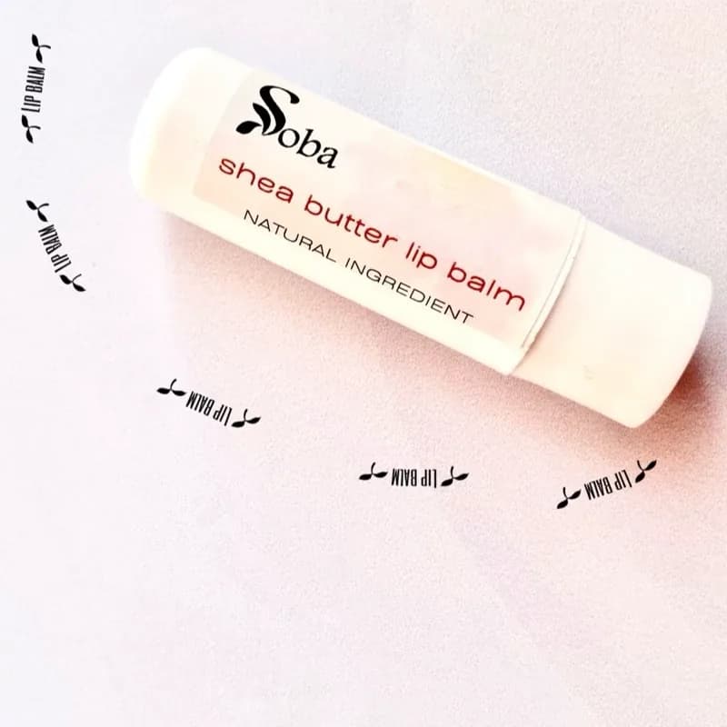 بالم لب طبیعی و دست ساز صوبا- حاوی ویتامین A- جلوگیری از پوسته پوسته شدن لب، نرم کننده و مغذی لب، ضد خشکی