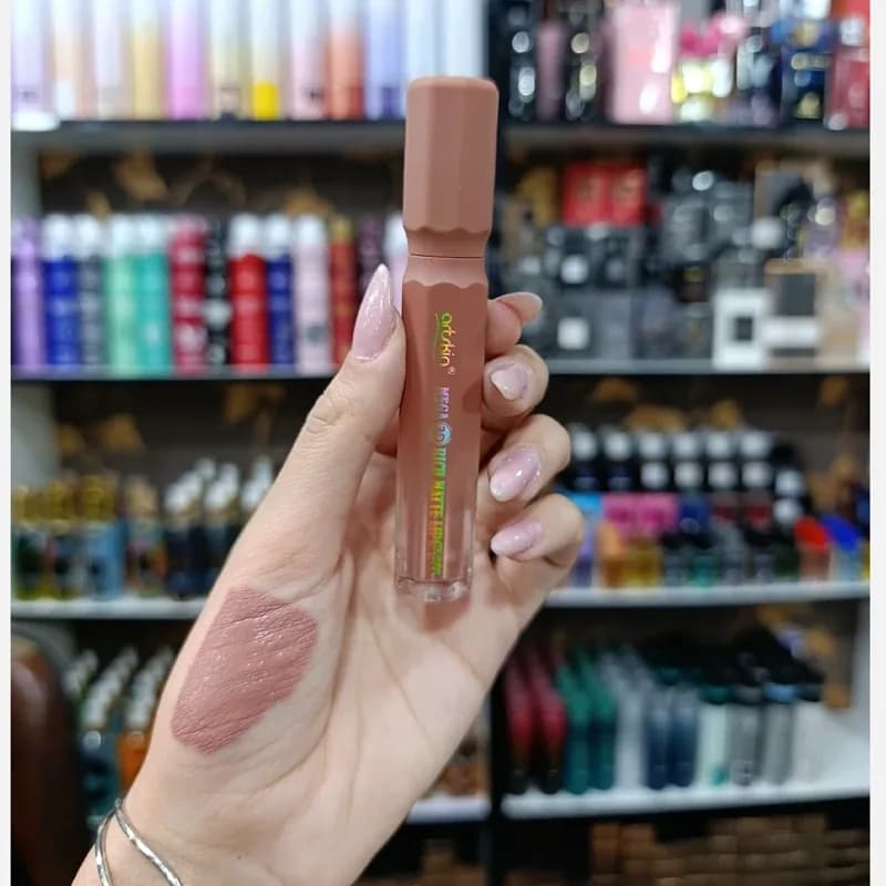 رژ لب مایع آرت اسکین (artskin)شماره 02 | رژینا رژ لب مایع آرت اسکین (artskin)شماره 02