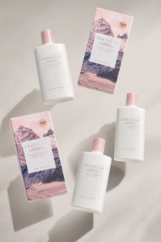 ضد آفتاب رنگی سنتلا اسکین 1004 مدل Poremizing Tinted Sun Cream — | رژینا ضد آفتاب رنگی سنتلا اسکین 1004 مدل Poremizing Tinted Sun Cream —